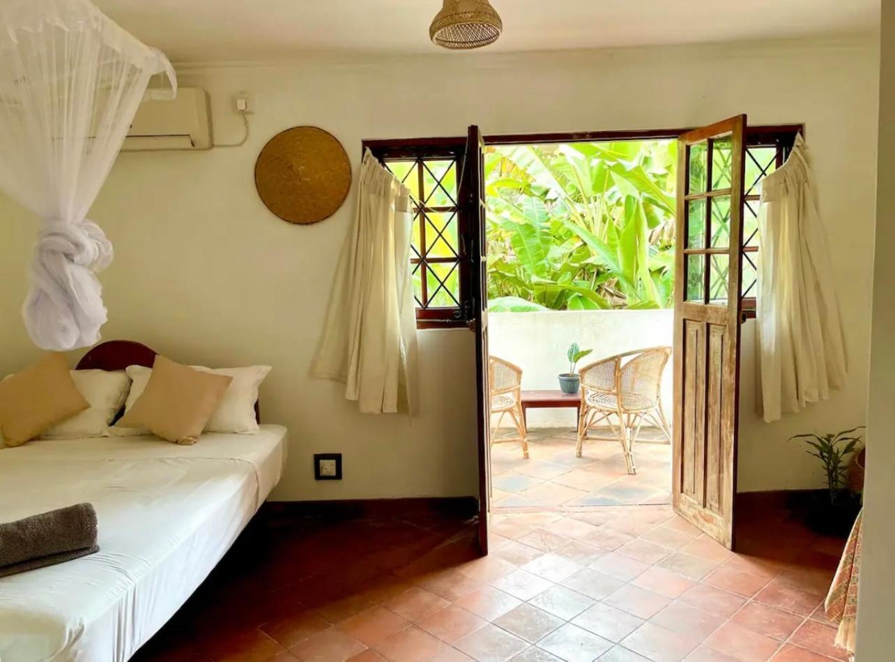 Blue Swan Inn Unawatuna Exterior foto